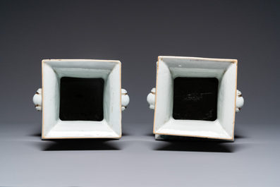 A pair of Chinese famille rose square vases, 19/20th C.