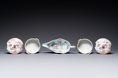 A Chinese famille rose 21-piece dinner service, Qianlong