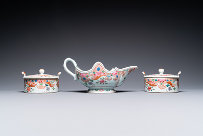 A Chinese famille rose 21-piece dinner service, Qianlong