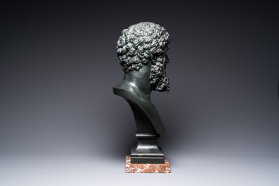 Een bronzen buste van Marcus Aurelius naar antiek voorbeeld, 19e eeuw
