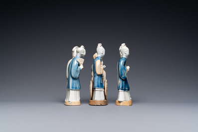 Drie Chinese blauw-witte en celadon-geglazuurde groepen, Qianlong