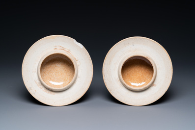 Five Chinese blue, white and famille verte vases, 19/20th C.