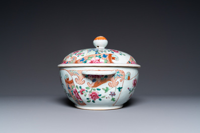 A Chinese famille rose 21-piece dinner service, Qianlong