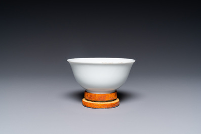 A rare Chinese monochrome white-glazed bowl, Jinlu Dajiao Tan Yong mark, Jiajing
