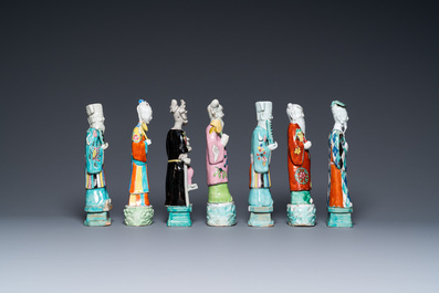Quatorze figures d'immortels en porcelaine de Chine famille rose, Qianlong/Jiaqing