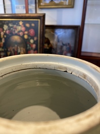 Een Chinese celadon 'lotusslingers' vaas met blauw-witte en koperrode panelen, Kangxi