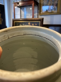 Een Chinese celadon 'lotusslingers' vaas met blauw-witte en koperrode panelen, Kangxi