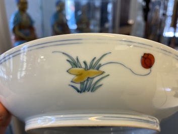 A Chinese doucai 'mandarin ducks' plate, Chenghua mark, 18/19th C.