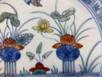A Chinese doucai 'mandarin ducks' plate, Chenghua mark, 18/19th C.