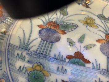 A Chinese doucai 'mandarin ducks' plate, Chenghua mark, 18/19th C.