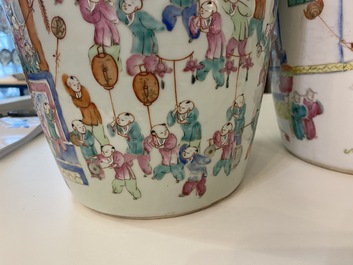Twee Chinese famille rose dekselpotten met 'lentefestival' decor, 19e eeuw