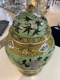 A large Chinese 'Dayazhai' green-ground vase and cover, 19th C.