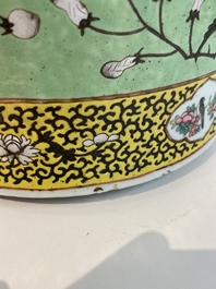 A large Chinese 'Dayazhai' green-ground vase and cover, 19th C.