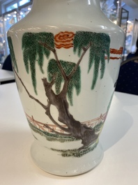 A Chinese famille rose vase with narrative design, 18/19th C.
