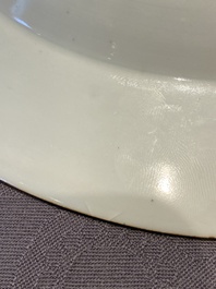 Une assiette armori&eacute;e en porcelaine de Chine aux armes de 'Blonkebijle' pour le march&eacute; hollandais, Yongzheng, ca. 1733
