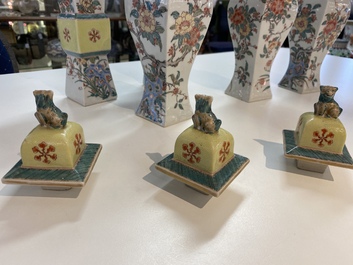 A Chinese famille verte five-piece garniture with floral design, 19th C.