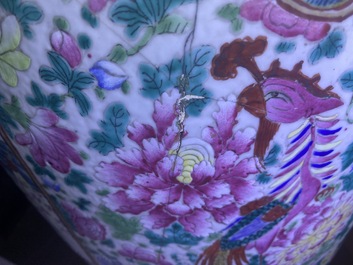 A large Chinese famille rose 'battle scene' vase, 19th C.