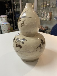 Een Chinese Cizhou kalebasvaas, Song/Yuan