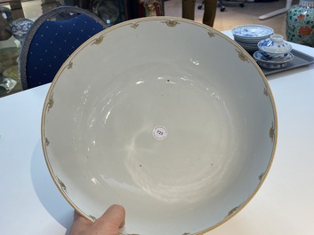 A Chinese grisaille and gilt bowl depicting a convent and birds in a landscape, Qianlong