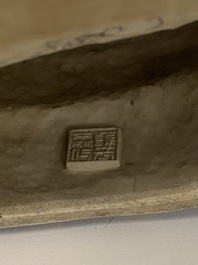 Une figure de Bouddha en porcelaine de Chine famille rose, marque Xue Chang Sen Zuo, R&eacute;publique