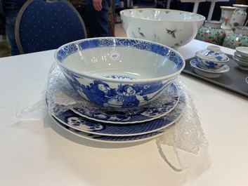 Three Chinese blue and white dishes and a bowl, 19th C.