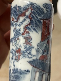 Five Chinese blue, white and copper-red snuff bottles, 18/20th C.
