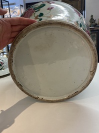 Een paar Chinese blauw-witte kandelaars, Kangxi