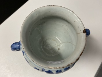 A rare Chinese blue and white kraak porcelain two-handled jarlet on foot, Wanli