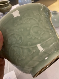A Chinese celadon-glazed bowl with peony scrolls, Chenghua mark, 18/19th C.