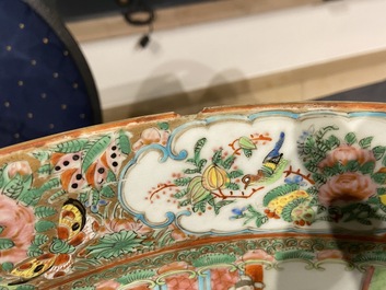 An impressive Chinese Canton famille rose bowl, 19th C.
