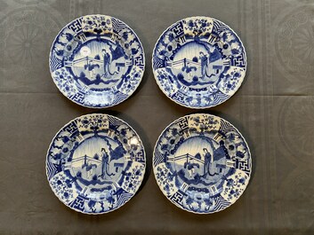 Huit assiettes en porcelaine de Chine en bleu et blanc, 19&egrave;me