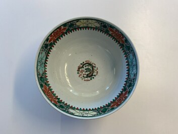 A large Chinese wucai bowl and a rectangular dish, Kangxi and/or later