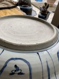 A large Chinese blue and white kraak porcelain dish with a finely painted jardini&egrave;re, Wanli