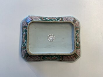 A large Chinese wucai bowl and a rectangular dish, Kangxi and/or later