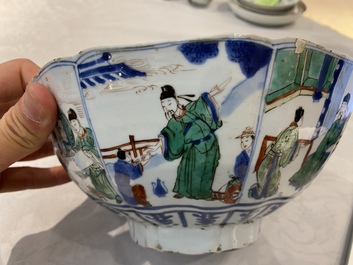 A Chinese famille verte bowl, Chenghua mark, Kangxi