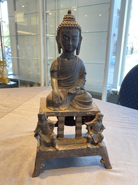 Grand Bouddha en fer de fonte, Chine, Ming