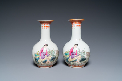 Vier Chinese vazen met Culturele Revolutie decor van boeren en kinderen, Zhong Guo Jing De Zhen Zhi 中國景德鎮製 merk, 20e eeuw
