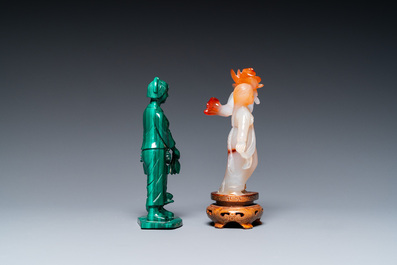 Deux sculptures de filles de la R&eacute;volution Culturelle en agate et malachite, Chine