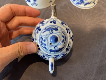 14 Chinese blue and white tea wares, Kangxi and later
