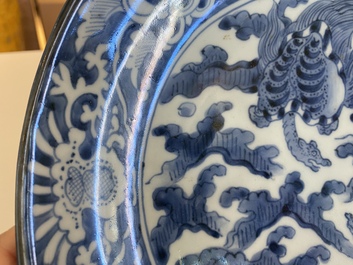 A Japanese blue and white Arita dish with sea turtles, Edo, 18th C.
