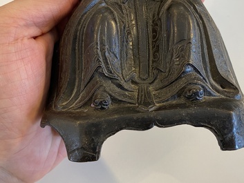 Deux sculptures en bronze figurant Shou Lao et Guanyin, Chine, Ming