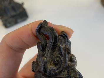 Deux sculptures en bronze figurant Shou Lao et Guanyin, Chine, Ming