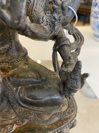 Vasudhara en bronze dor&eacute; et laqu&eacute;, Sino-Tibet, 17&egrave;me