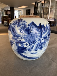 Pot &agrave; gingembre en porcelaine de Chine en bleu et blanc, Kangxi/Qianlong