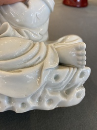 Een Chinese Dehua blanc de Chine figuur van Damo, zegelmerk, Qing