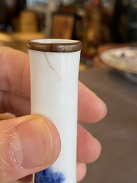 A Chinese 'Bleu de Hue' Vietnamese market 'Shou Lao' bottle vase, 18/19th C.