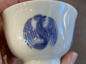 Een paar Chinese blauw-witte 'feniks' kommen, Daoguang merk, 19/20e eeuw