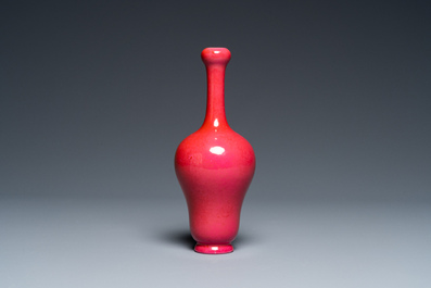 A Chinese monochrome ruby-glazed garlic head bottle vase, Qianlong mark, Republic