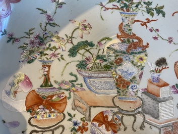 A Chinese famille rose 'antiquities' dish, Republic