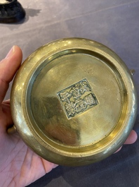 Br&ucirc;le-parfum en bronze, marque de Xuande, Kangxi